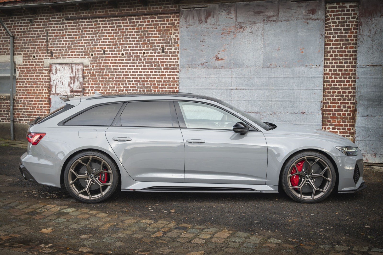 Audi RS6 Avant Performance URBAN 7
