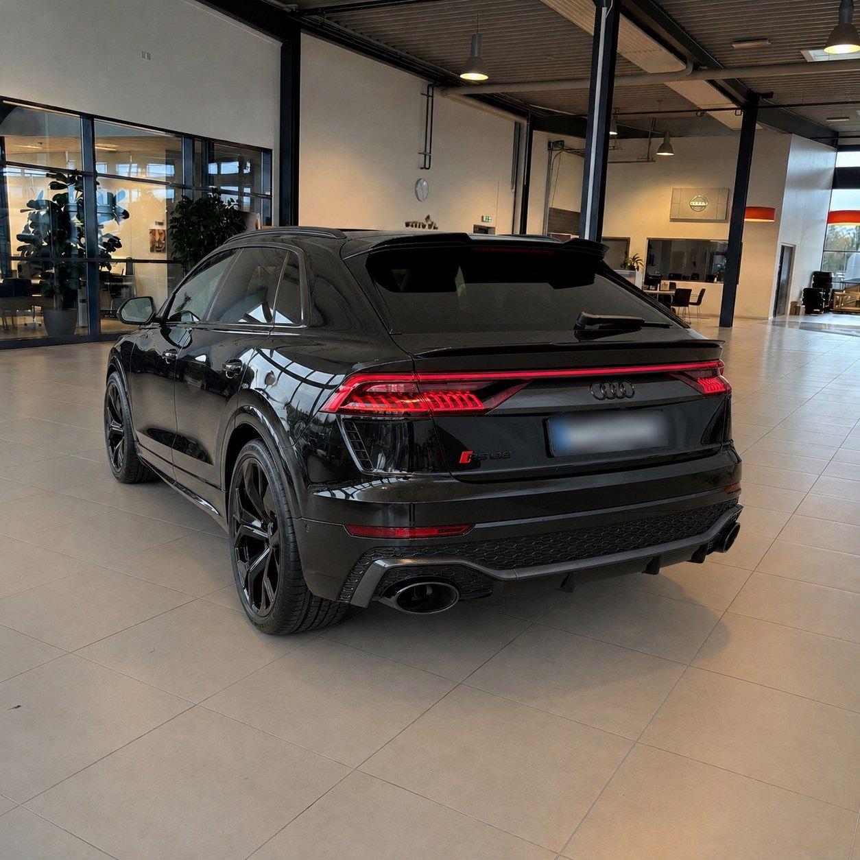 Audi RSQ8 4.0 TFSI RS 4