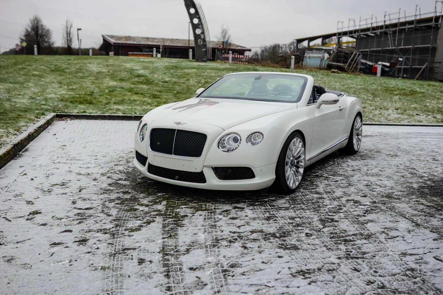 Bentley Continental GTC 2