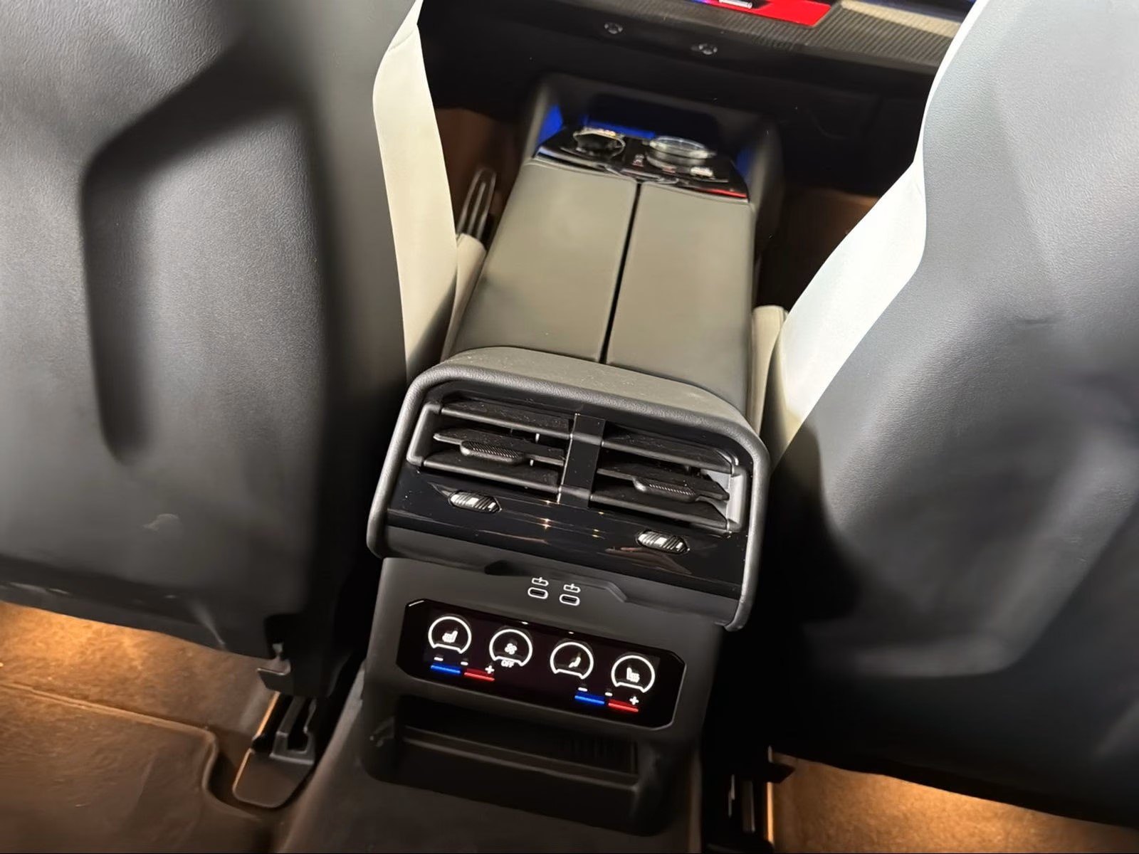 BMW M5 Touring 10