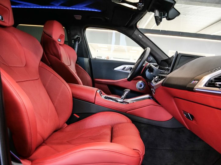 BMW XM 50e Leder Sportpaket HuD AHK 9
