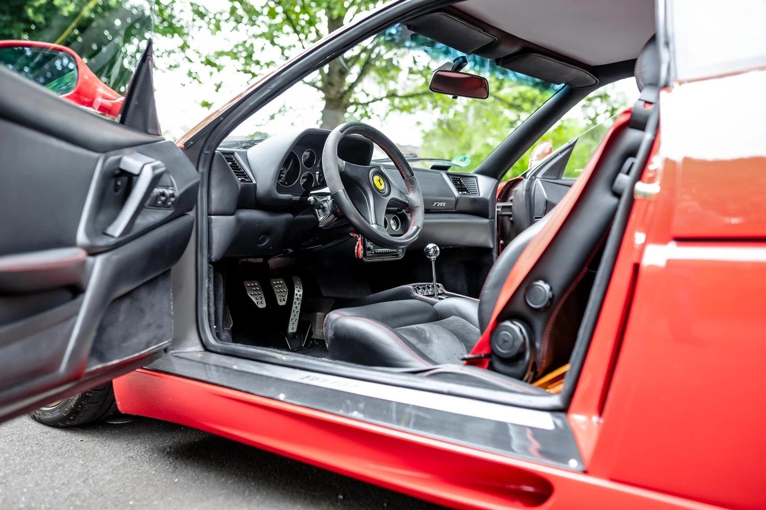 Ferrari F355 Berlinetta 13