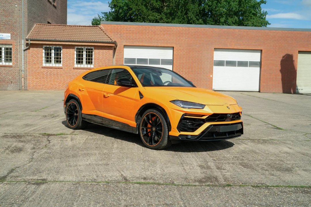 Lamborghini Urus 2