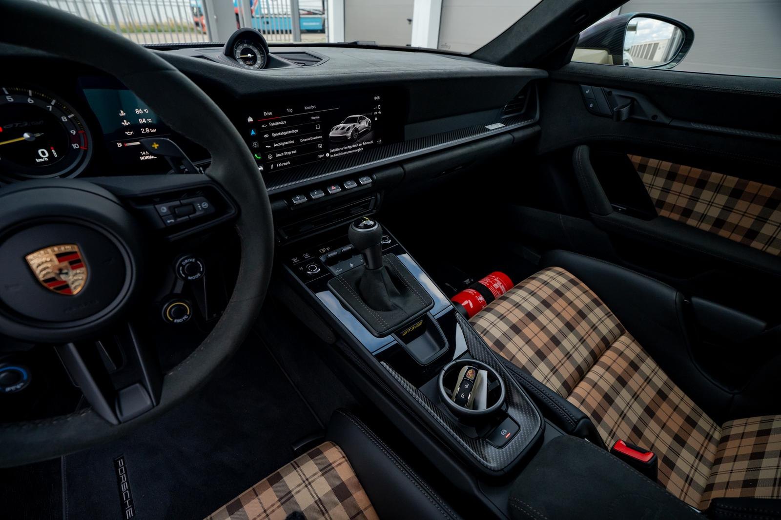Porsche 992.1 GT3 RS 10