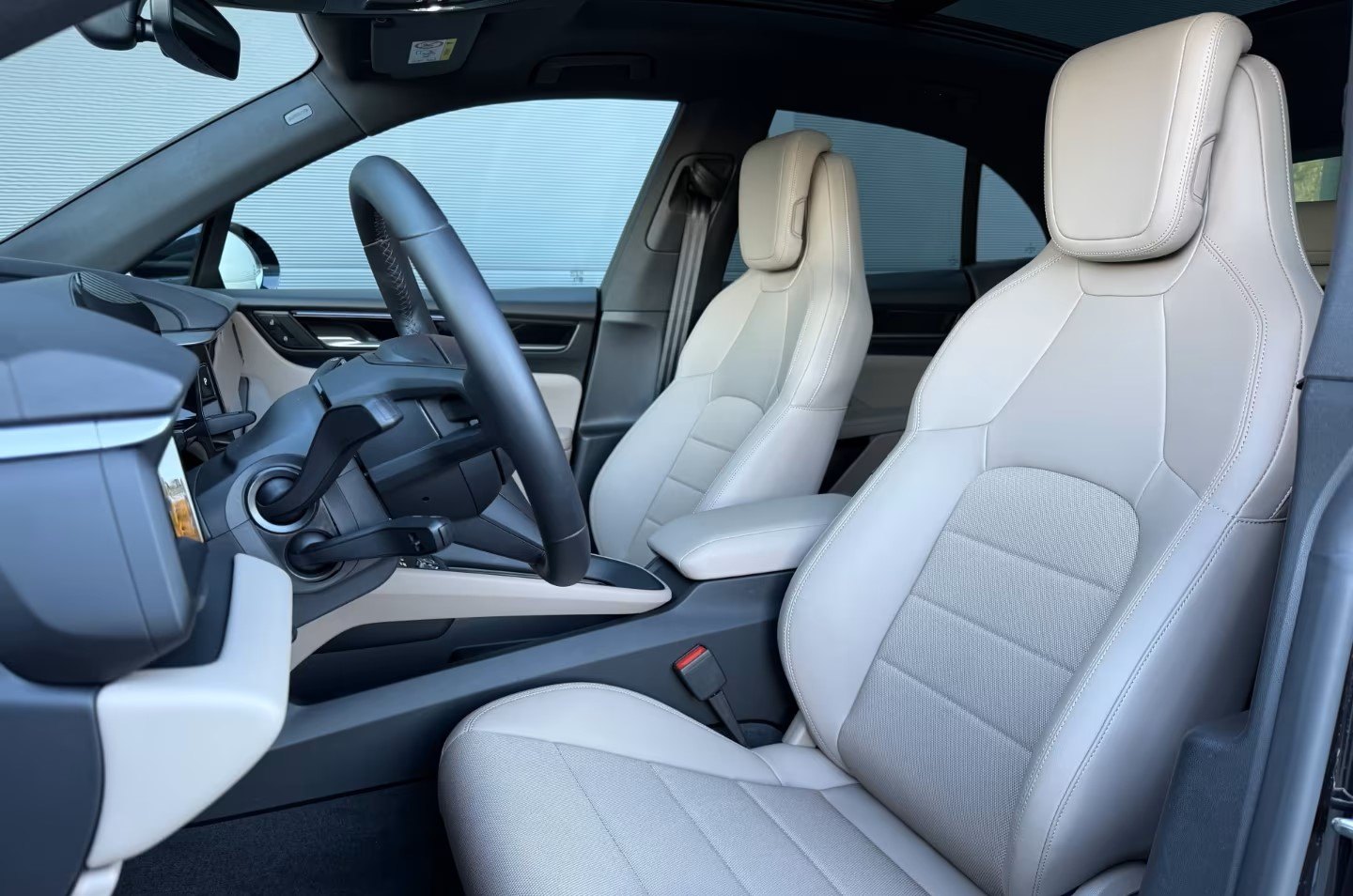 Porsche Macan 5