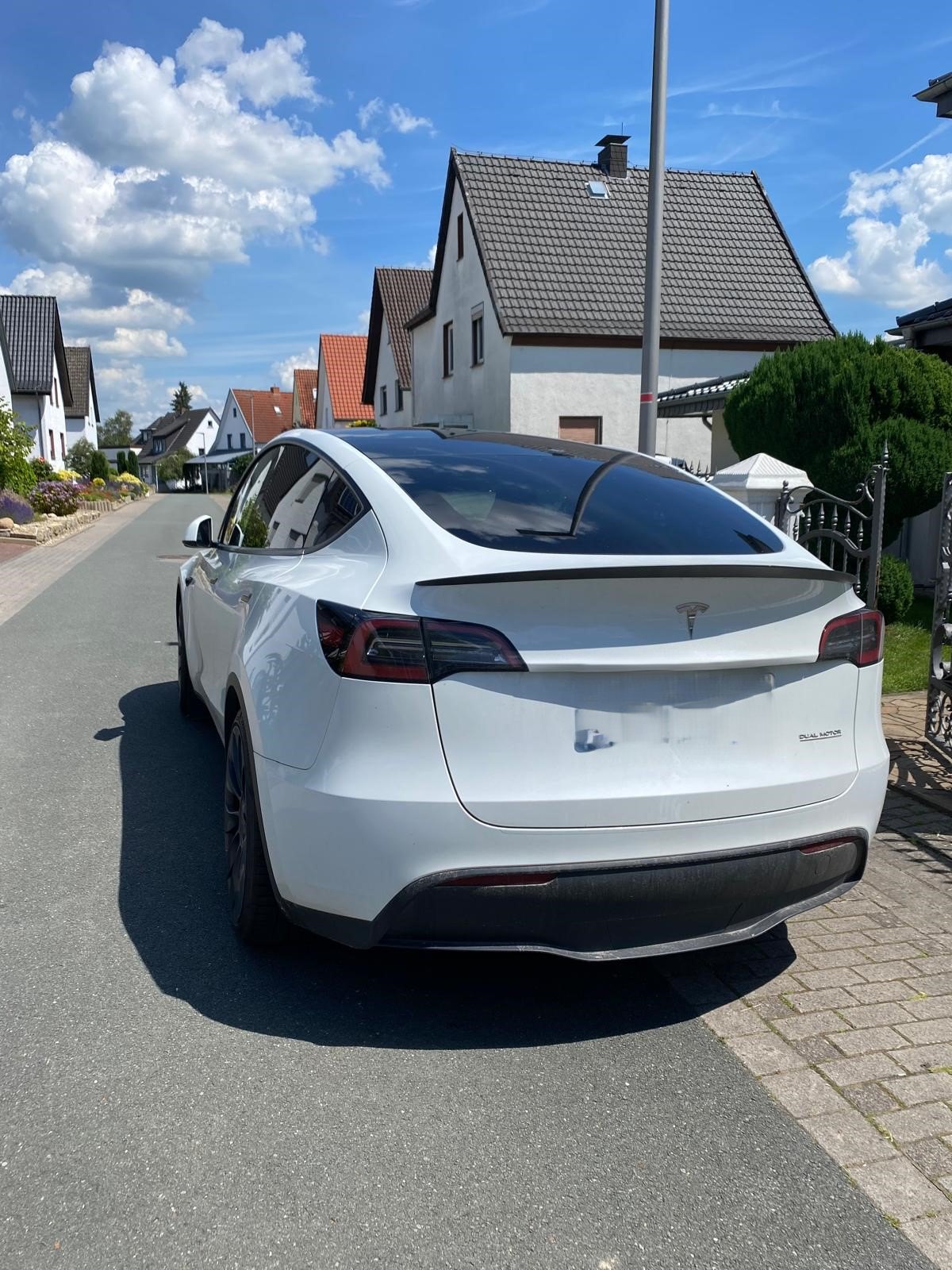 Tesla Model Y Performance Dual 7